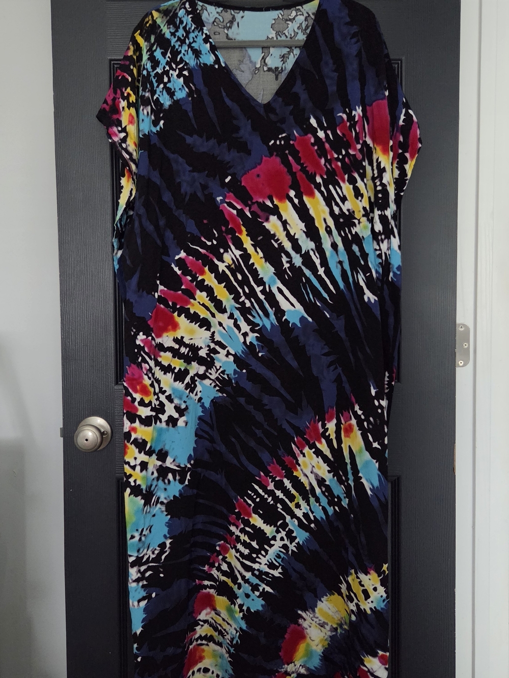 Women’s V-Neck Tie-Dye Kaftan